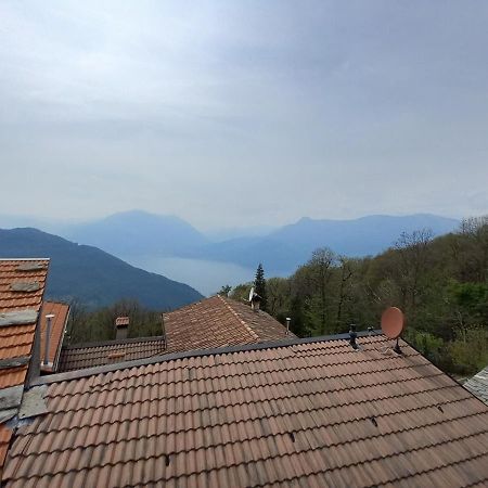 Chalet La Terrazza Vista Lago เบลลาโน ภายนอก รูปภาพ